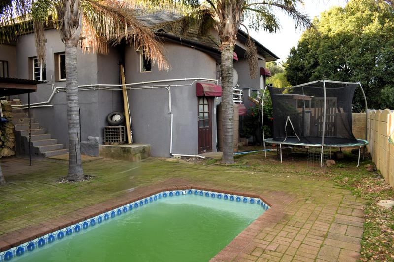 4 Bedroom Property for Sale in Doornkuil Western Cape